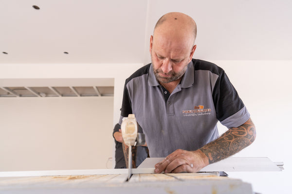 Richard aan het werk | Parketvloerenhuis.nl
